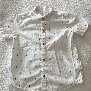 Class Club White Short-Sleeve Button-Down Shirt with Yellow & Navy Embroidery